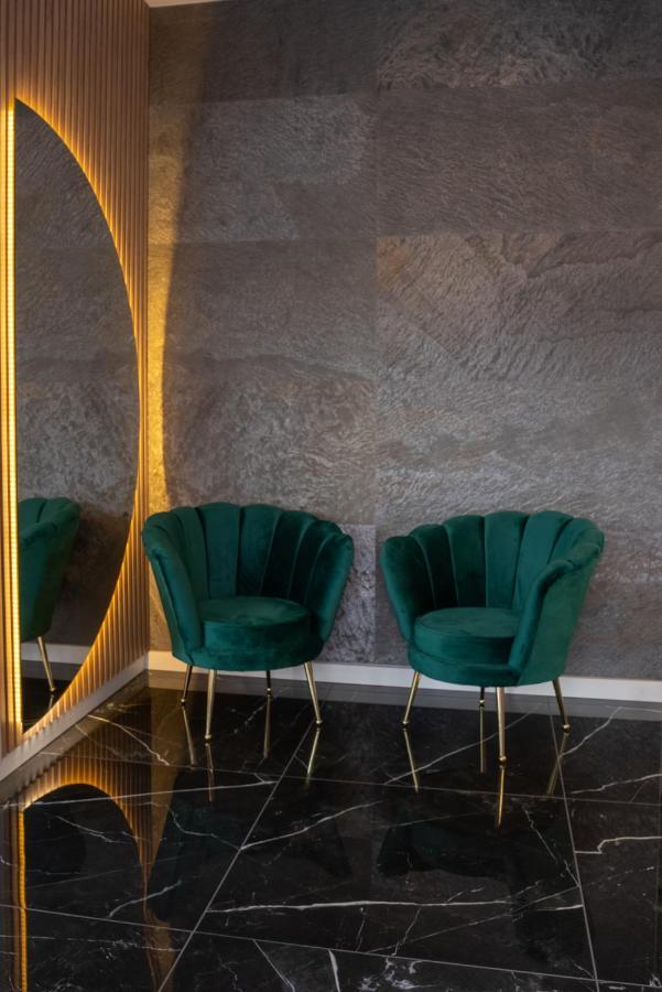 M City Aparthotel 阿拉德 外观 照片