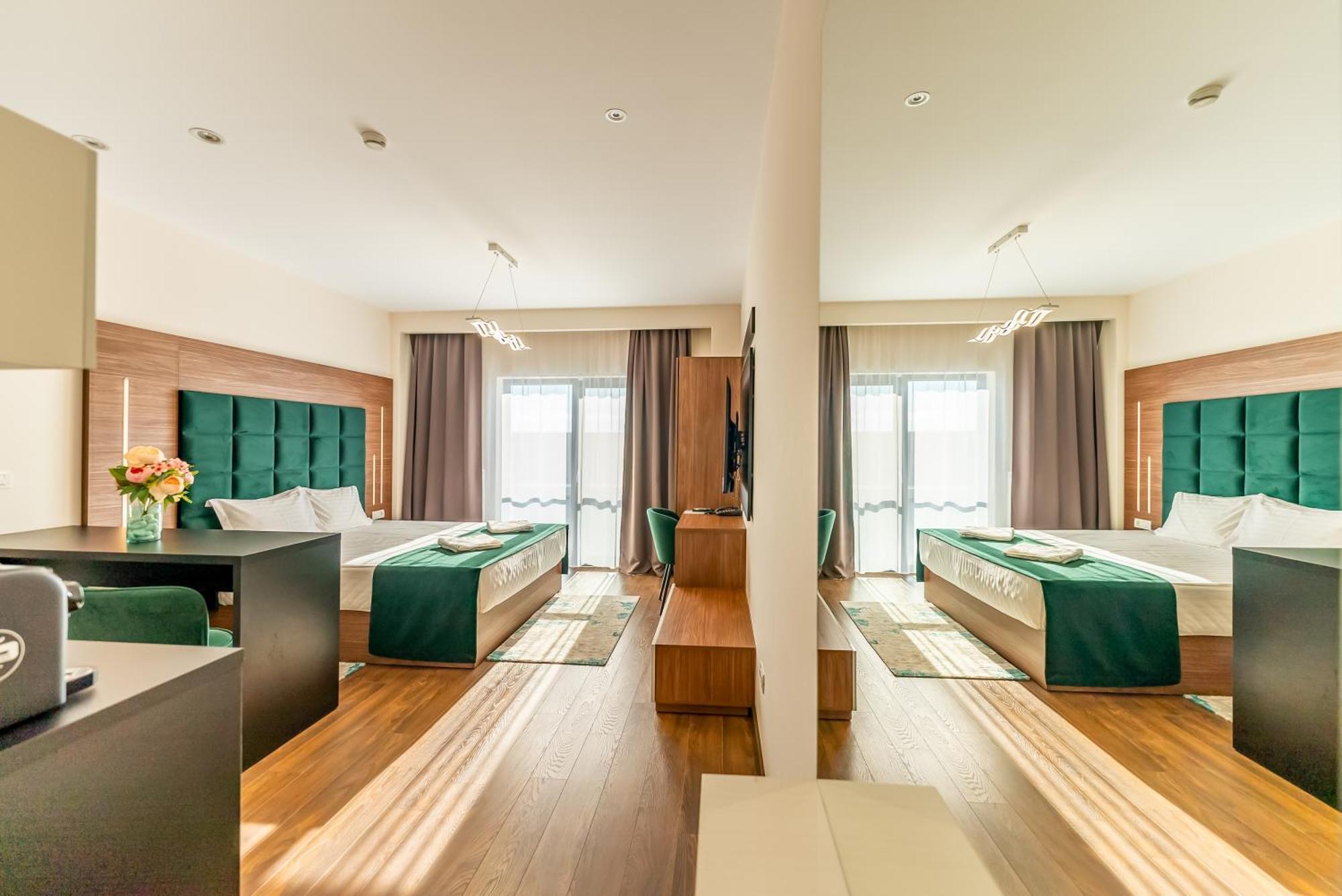M City Aparthotel 阿拉德 外观 照片
